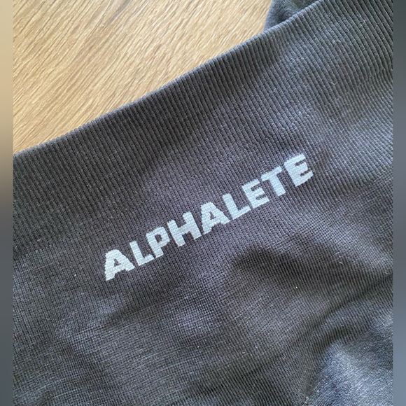 Alphalete leggings - Picture 2 of 3